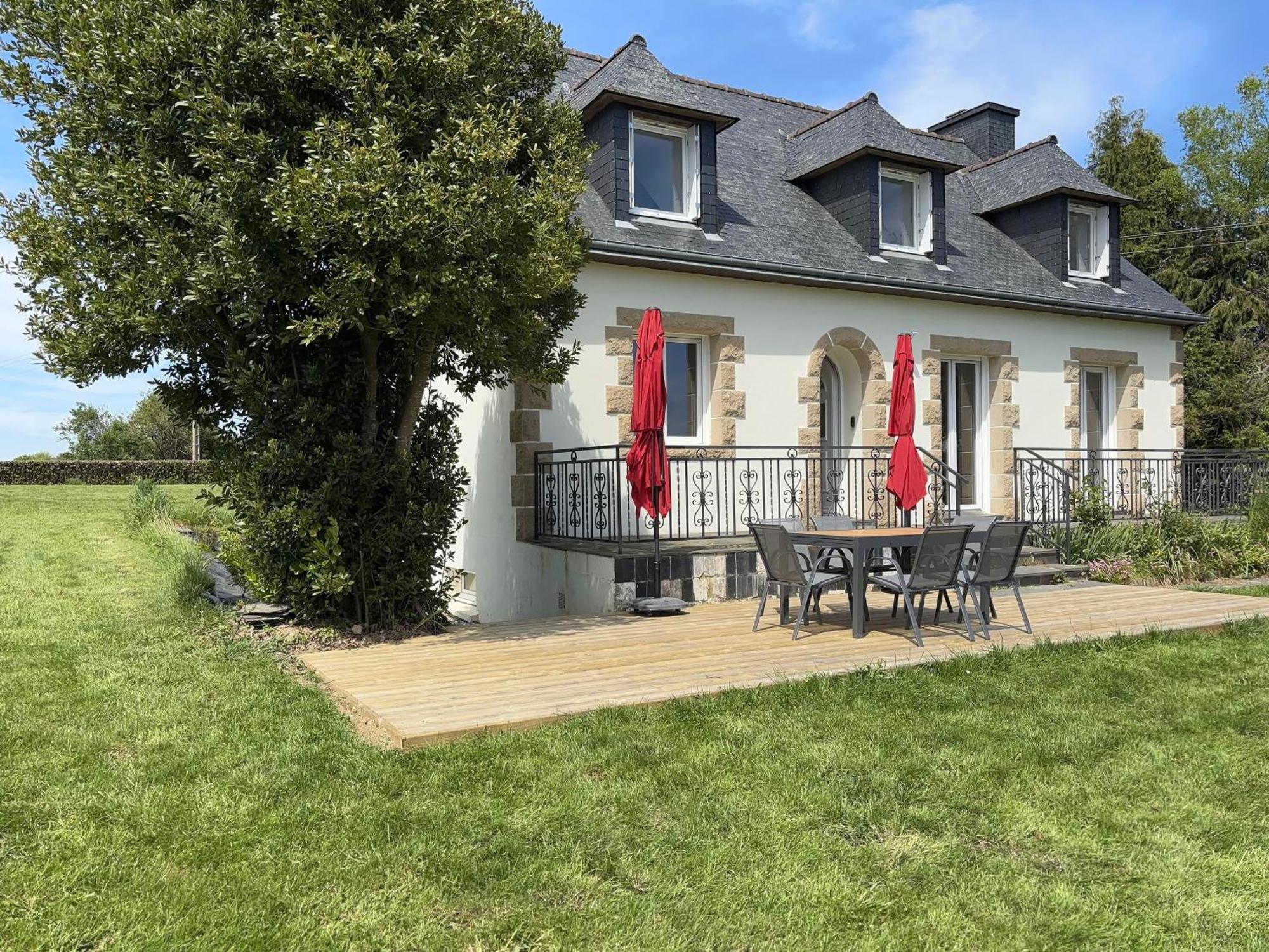 Maison Plélauff Exterior foto